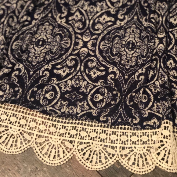 Cardigan - Picture 2 of 3